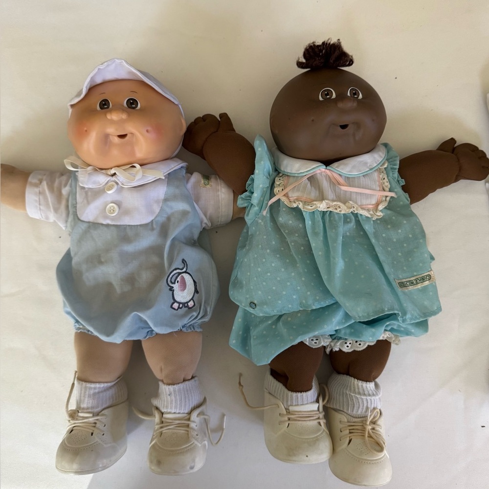 Lot of 2 Vintage 1980s Cabbage Patch Kids